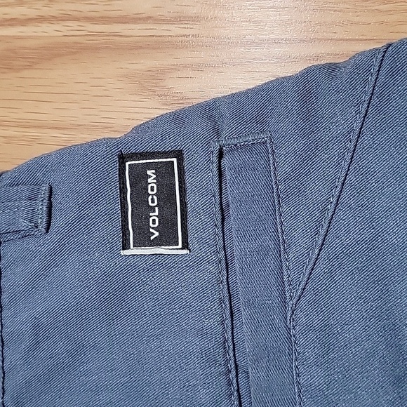 Volcom  Mens Frkin Modern Chino Shorts size 28 - Picture 7 of 8